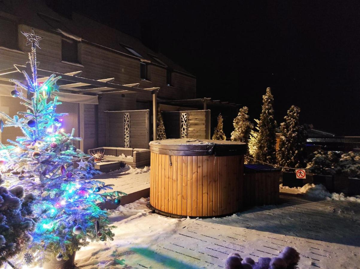 Sloneczny Chelm - Apartamenty W Gorach, Prywatna Sauna Jacuzzi Balia W Cenie, Spa, Grill, Stok Narciarski Myslenice, Sciezki Rowerowe, Rzeka Raba, Widok Na Tatry Eksteriør bilde